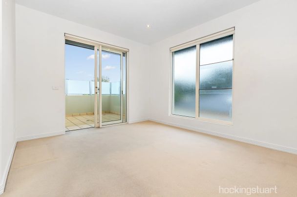 Unit 4/2 Moira Street, Malvern East. - Photo 1