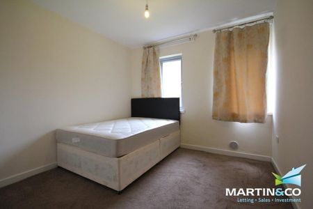 2 bedroom flat to rent - Photo 3