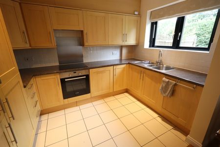 Corner Farm Place Pennine Way, HP2 5PN, Hemel Hempstead - Photo 4