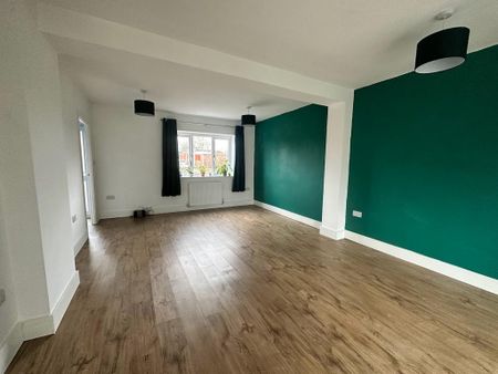 3 bedroom property to rent - Photo 2