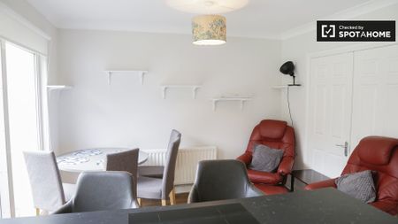 Bed for rent in 4-bedroom house in Stoneybatter, Dublin - Photo 2