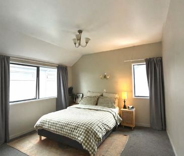 359 Hereford Street, Linwood - Photo 2