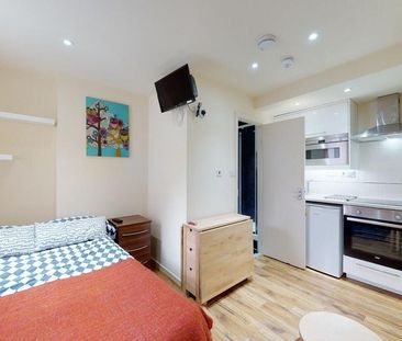 Studio to rent - Photo 3