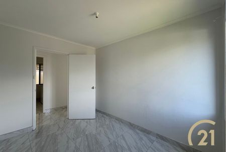 3 Bedroom Family Home&comma; Located in Busby&excl; - Photo 3