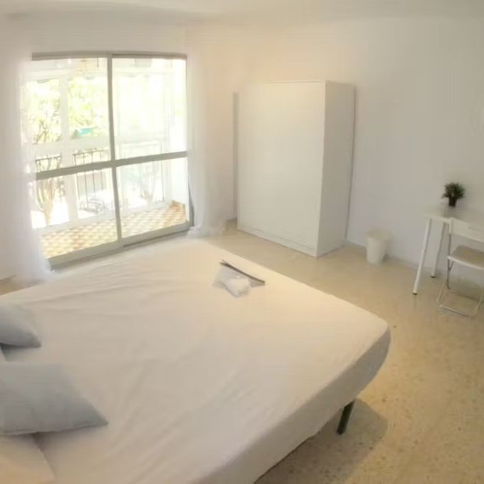 Avenida de Barcelona, Málaga, Andalusia 29009 - Photo 1