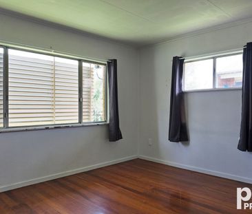 High-Set Home with Large Backyard - Photo 4