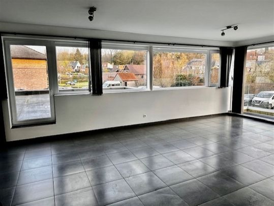 Appartement te huur met 2 slaapkamers te Leupegem. - Photo 1