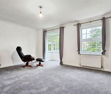 Belle Vue Close, Staines, Middlesex, TW18 2HY - Photo 1