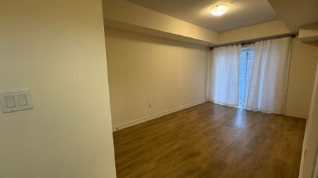 For Lease - 56 Elizabeth Street Unit# 1103, Richmond Hill, Ontario - Photo 4