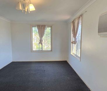 2 Lawley Street Bossley Park - Photo 5