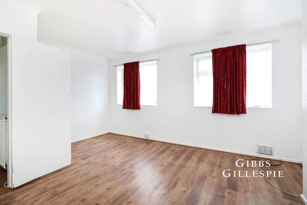 Harlington Road, Hillingdon, Middlesex, UB8 - Photo 1