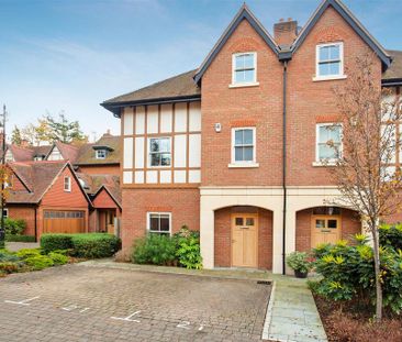 4 bedroom townhouse to rent - Photo 4