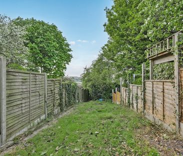 Terraced House to rent - Borstal Street, Rochester, ME1 - Photo 3
