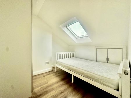 5 bedroom terraced house to rent - Photo 2