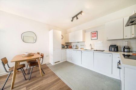 2 Bed Flat, All Nations House, E8 - Photo 5