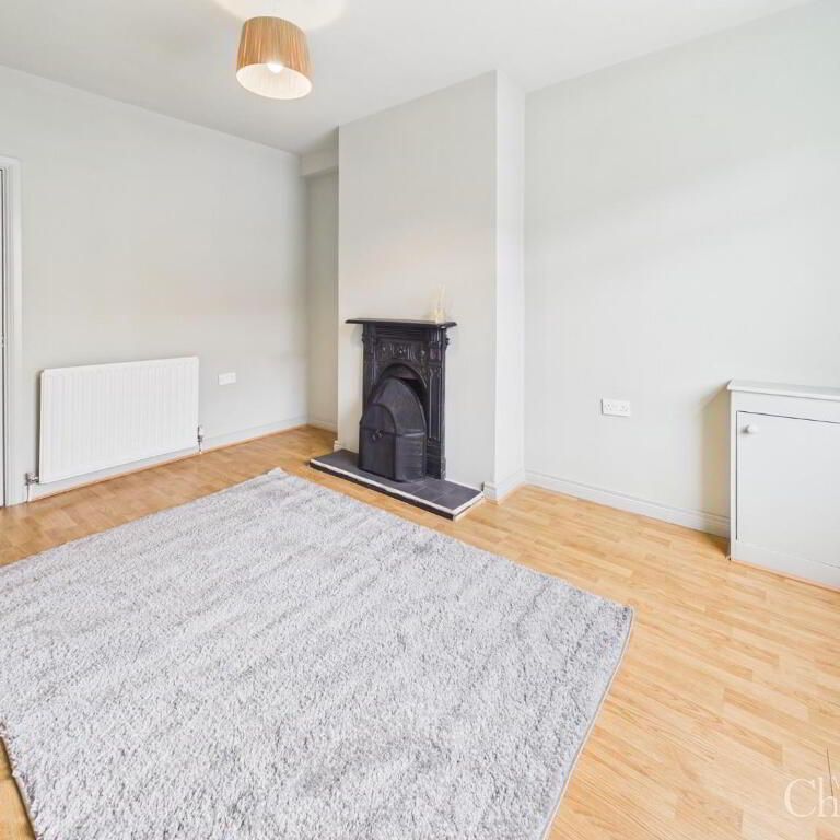 26 Ebor Parade, Belfast, BT12 6NS - Photo 1