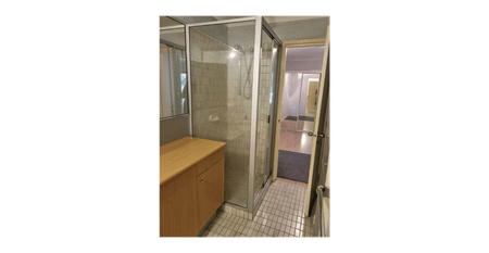 Modern 2x1 Apartment with Pool Views & Sunlit Balcony - Photo 4