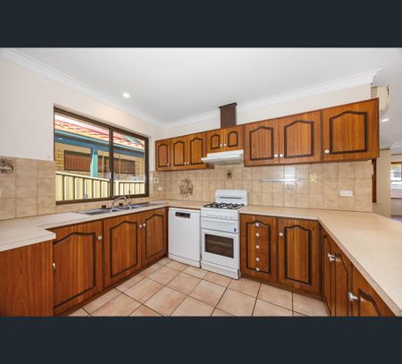 2C Ferris St, Renown Park, SA 5008 - Photo 3