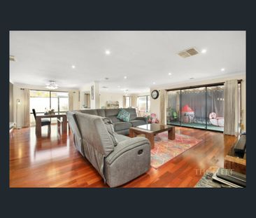 Spacious 4-Bedroom Family Home with 3- Living Areas & Study - Prime... - Photo 2