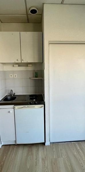 Location Appartement 1 pièce 23m² TOURS 37000 - Photo 1