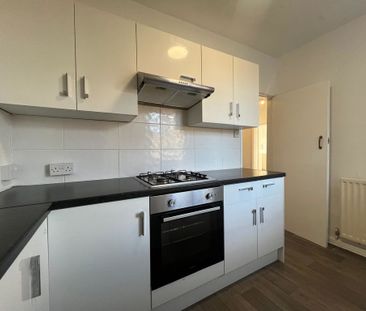 Jesmond, Newcastle Upon Tyne - Photo 4