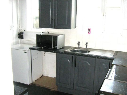 2 bedroom bungalow to rent - Photo 1
