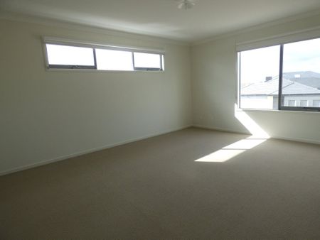 29 Grantham Walk - Photo 5