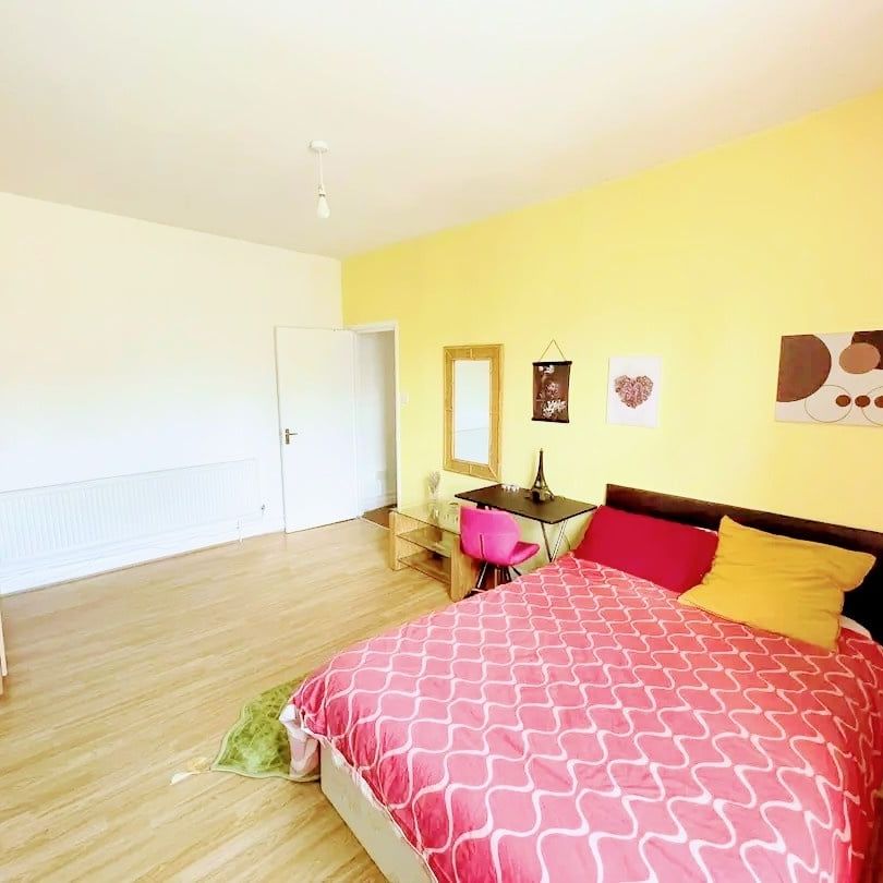 Room in a Shared House, London, W9 - Photo 1