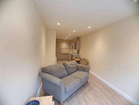 1 bedroom apartment to rent - Photo 2