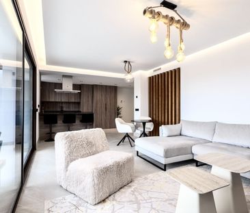 Penthouse Duplex in Cerros del Aguila - Photo 4