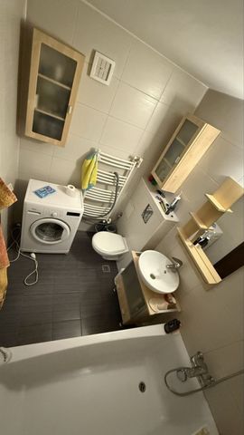 Brancoveanu stradal etaj 4 cu parcare - Fotografie 5