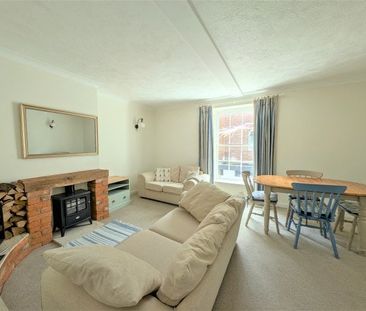 Central Chichester - Photo 5