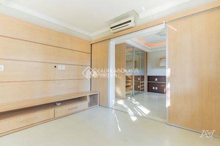 Casa com 5 quartos e 267m² para alugar em Marechal Rondon, Canoas. - Photo 2