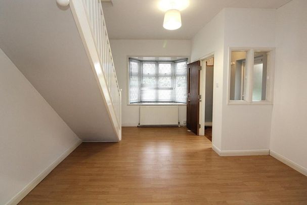 2 bedroom end of terrace house to rent - Photo 1