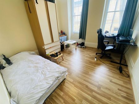 BPC01797 Park Street, City Centre, BS1 - Photo 2