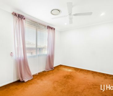 Spacious Home in Great Location! - Photo 5