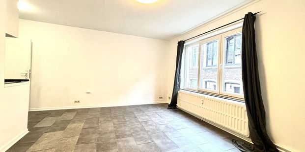 Studio met slaaphoek te huur in Liège voor € 700 met 1 slaapkamer - Photo 1