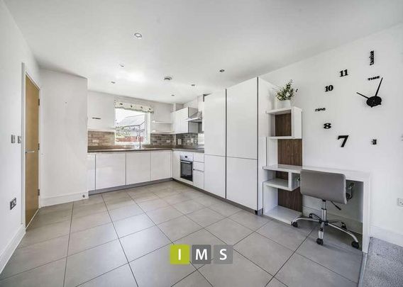 Morello Close, Bicester, OX27 - Photo 1