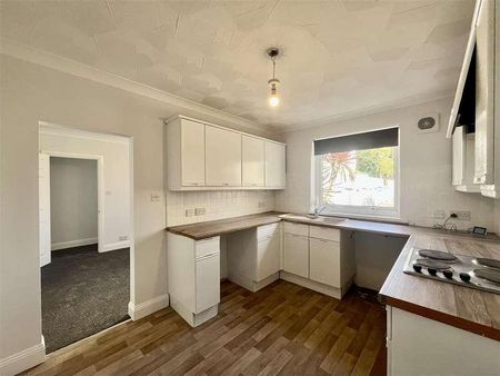 Pebble Court, Henver Road, Newquay, TR7 - Photo 4