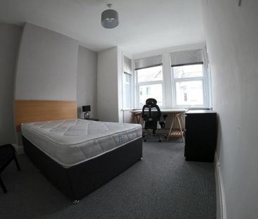 4 bedroom terraced house to rent - Photo 6