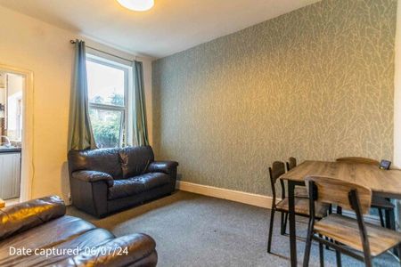 57, Brownlow Street - Photo 2