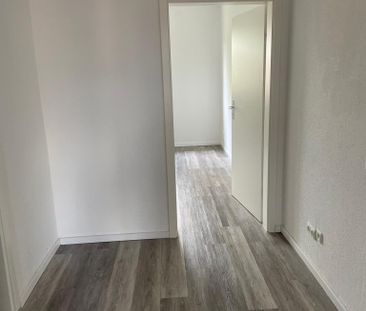 Wohnen nahe der Nordbahntrasse! Renovierte Erdgeschoss-Wohnung am Rott - Photo 3