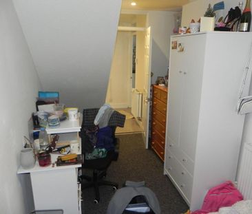 5 bedroom semi-detached house to rent - Photo 4