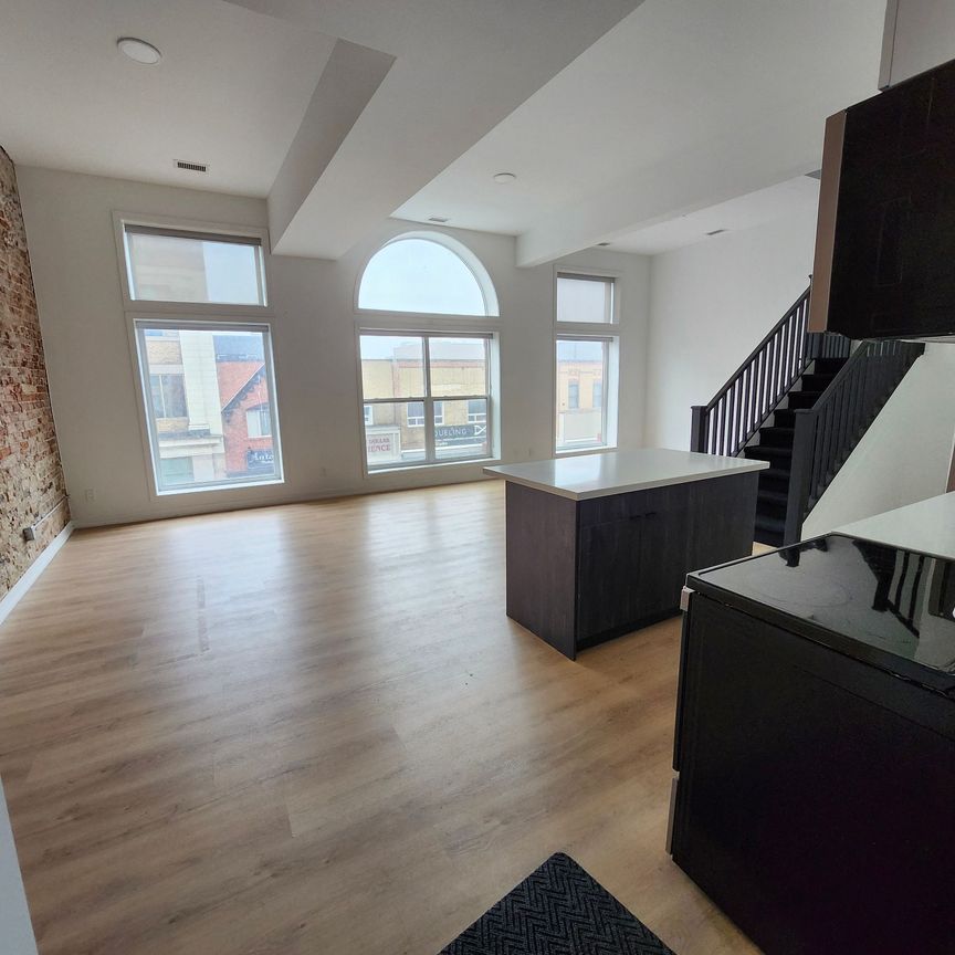 For Lease - 140 Simcoe Street Unit# 201, Peterborough, Ontario - Photo 1