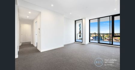 Bright 2-Bedroom Apartment with Parking in Marrickville - Photo 5