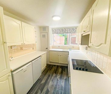 2 bedroom apartment to rent - Photo 3
