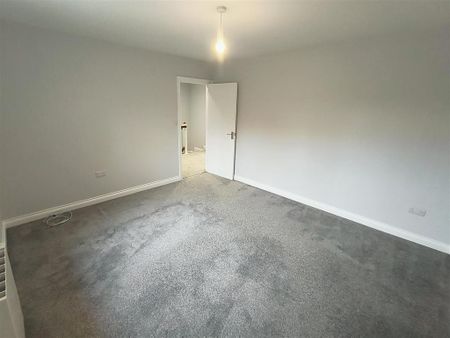 2 bedroom property to rent - Photo 4