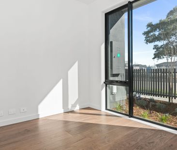 Low Maintenance Contemporary Living! - Photo 4