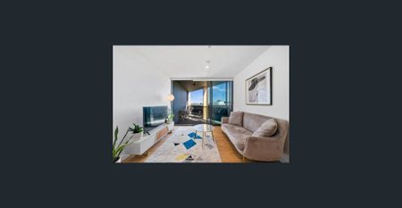 Stylish 1-Bedroom Apartment in the Heart of South Brisbane - Photo 4