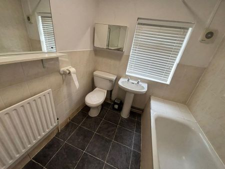 3 Radmoor Road - Newly modernised & Great LocationLoughborough - Photo 5